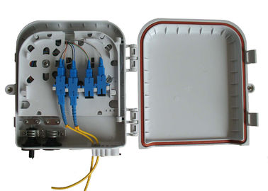 1 × 8 แยก PLC กลางแจ้งไฟเบอร์ออปติกกล่องกระจายผลกระทบสูงพลาสติก