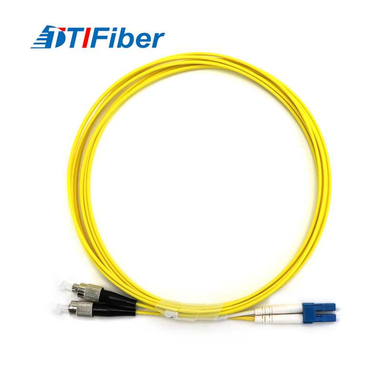 2m Singlemode Duplex สายไฟเบอร์ออปติก Patch Cord 9 / 125u FC / UPC ถึง LC / UPC